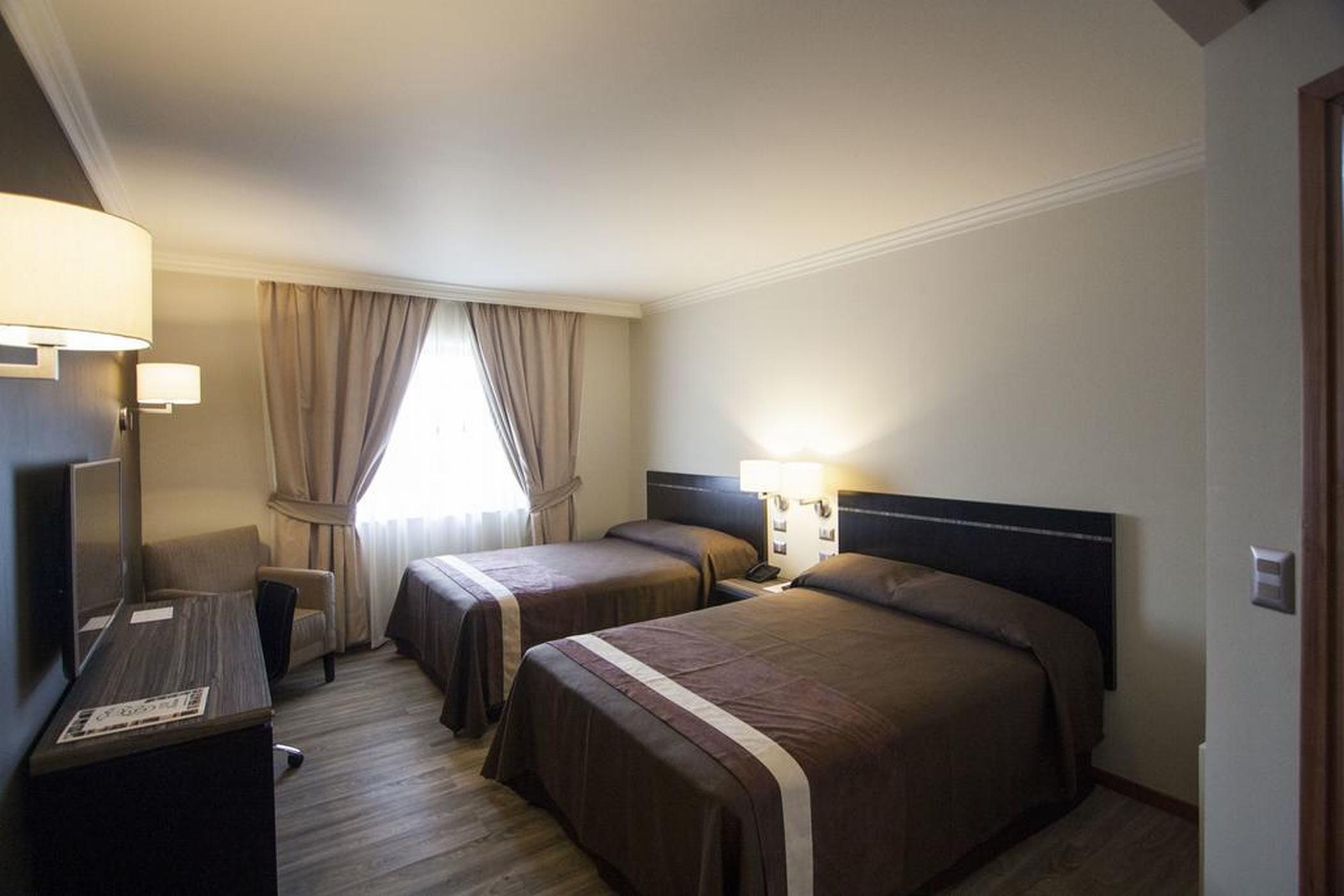 Hotel Diego De Almagro Осорно Экстерьер фото